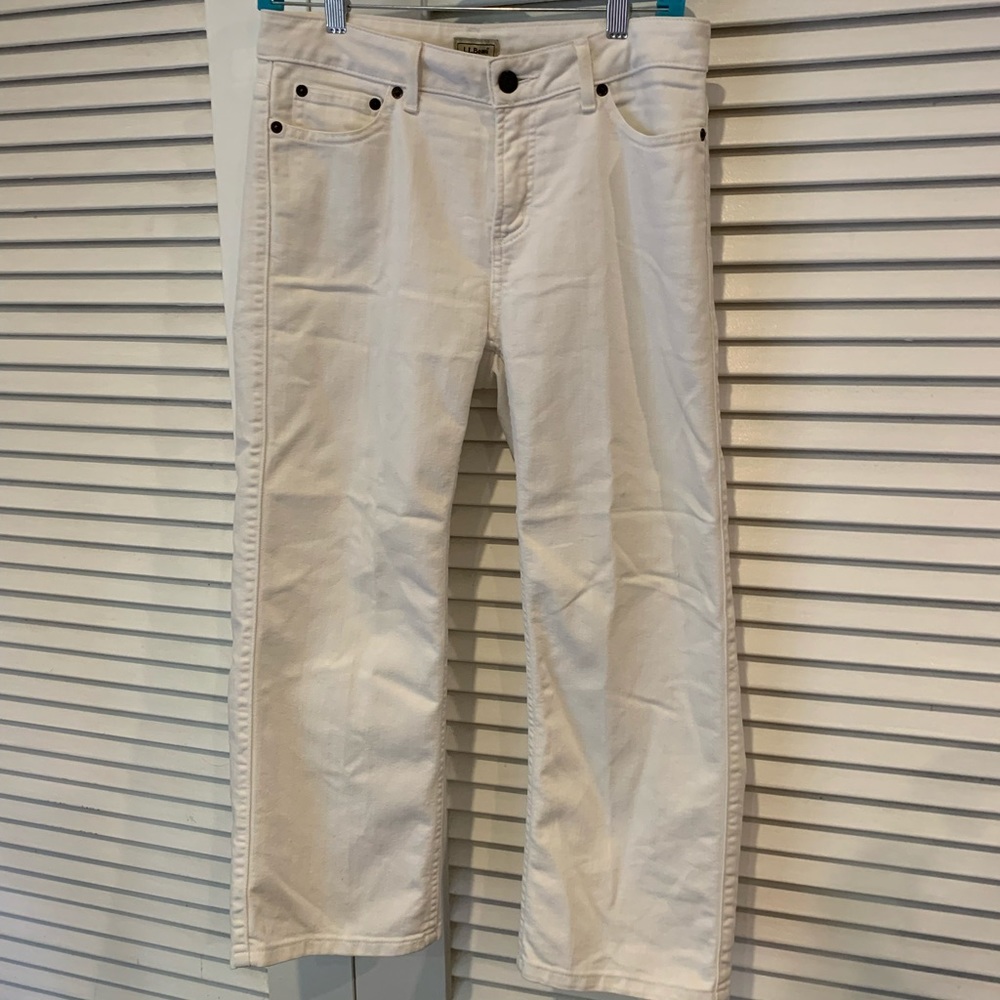 LL Bean cropped white jeans Size 6